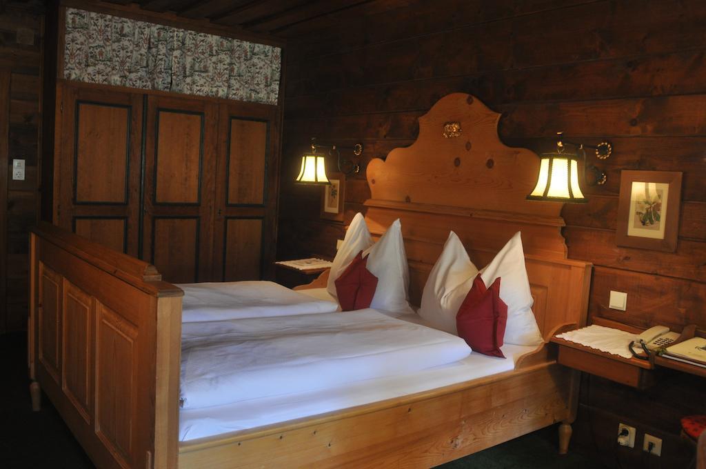 Romantikhotel Almtalhof Grünau im Almtal Kültér fotó